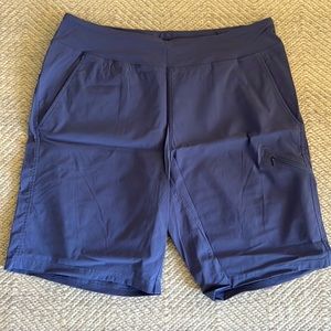 Mountain Hardwear Dynama/2 Bermuda Shorts